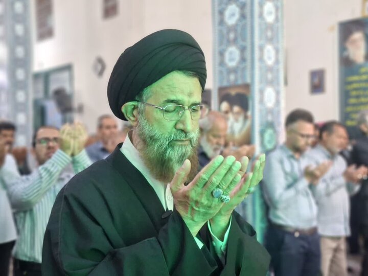 تصاویر/ اقامه نمازجمعه شهر چترود