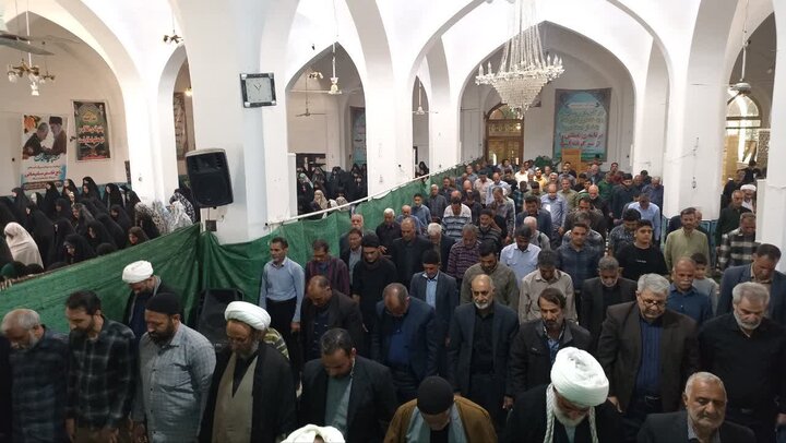 تصاویر/ نماز عبادی سیاسی جمعه بخش کویرات
