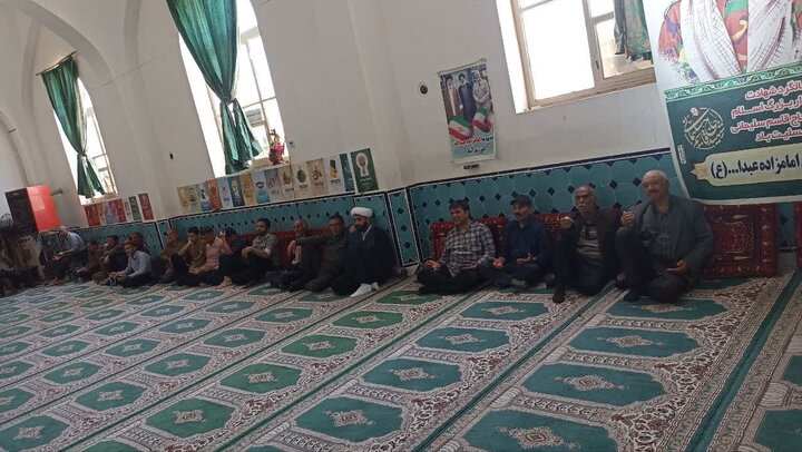 تصاویر/ نماز عبادی سیاسی جمعه بخش کویرات