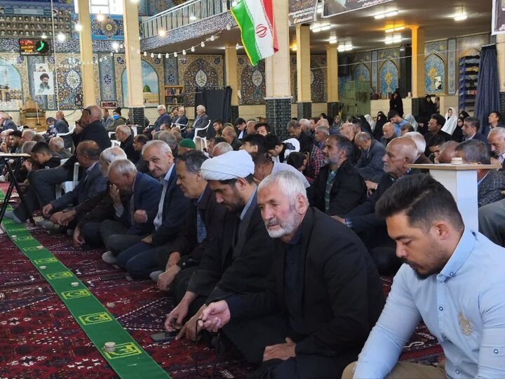 تصاویر/ نماز عبادی سیاسی جمعه جوشقان قالی