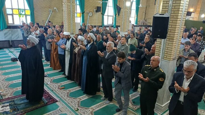 تصاویر/اقامه نماز عبادی سیاسی جمعه در زرندیه