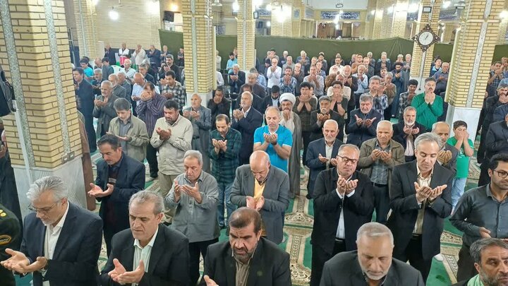 تصاویر/اقامه نماز عبادی سیاسی جمعه در زرندیه