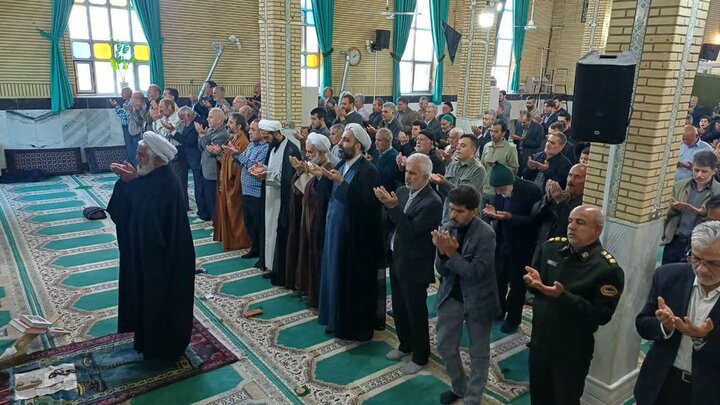 تصاویر/اقامه نماز عبادی سیاسی جمعه در زرندیه