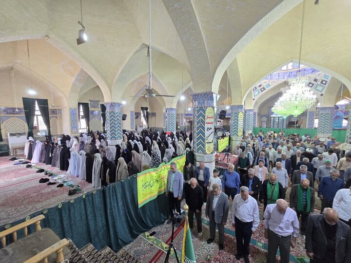 تصاویر/ نماز جمعه امروز شهرستان بهاباد