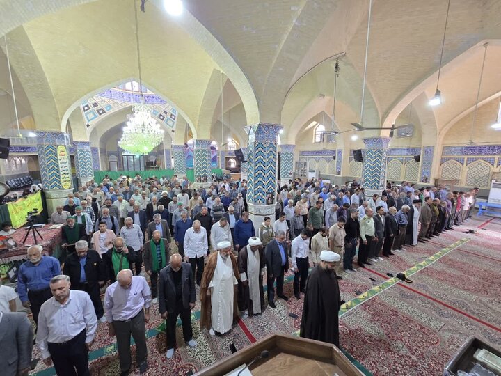 تصاویر/ نماز جمعه امروز شهرستان بهاباد