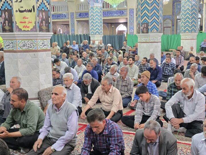 تصاویر/ نماز جمعه امروز شهرستان بهاباد