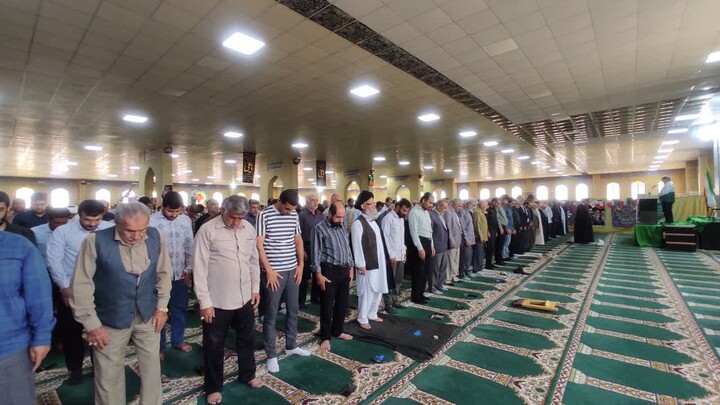 نماز جمعه گناوه به روایت تصویر