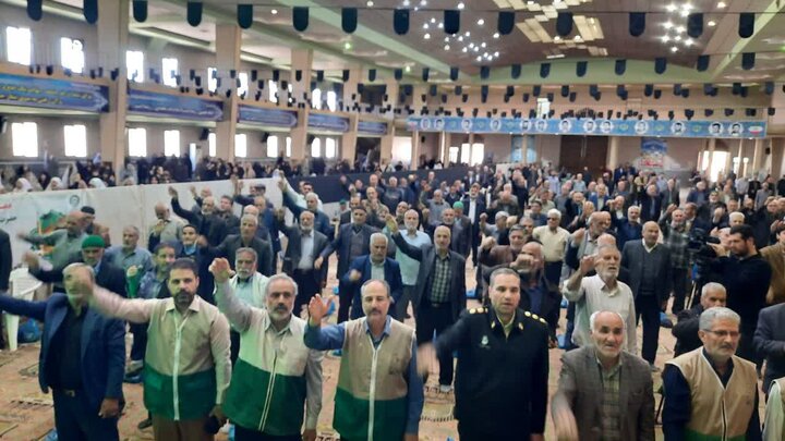 تصاویر/اقامه نماز عبادی سیاسی جمعه در خمین