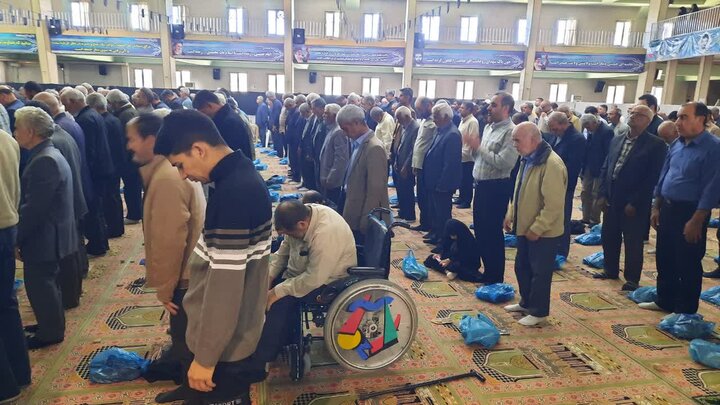 تصاویر/اقامه نماز عبادی سیاسی جمعه در خمین