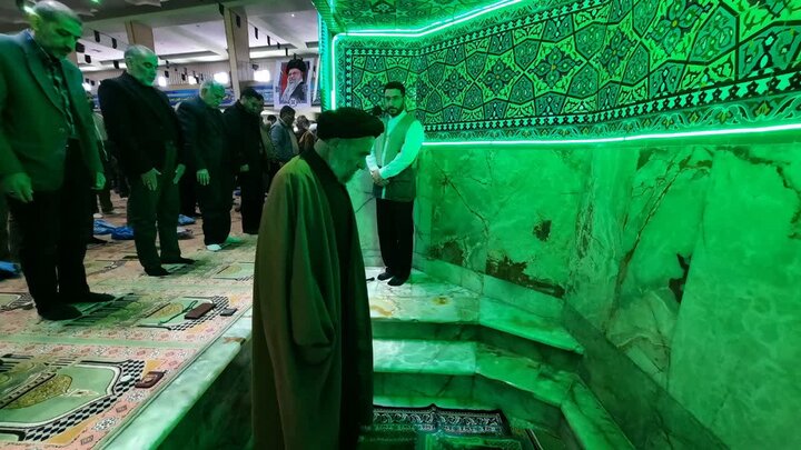 تصاویر/اقامه نماز عبادی سیاسی جمعه در خمین