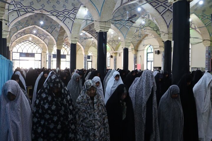 تصاویر/ اقامه نمازجمعه شهر ماهان