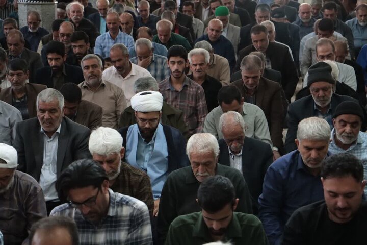 تصاویر/ اقامه نمازجمعه شهر ماهان