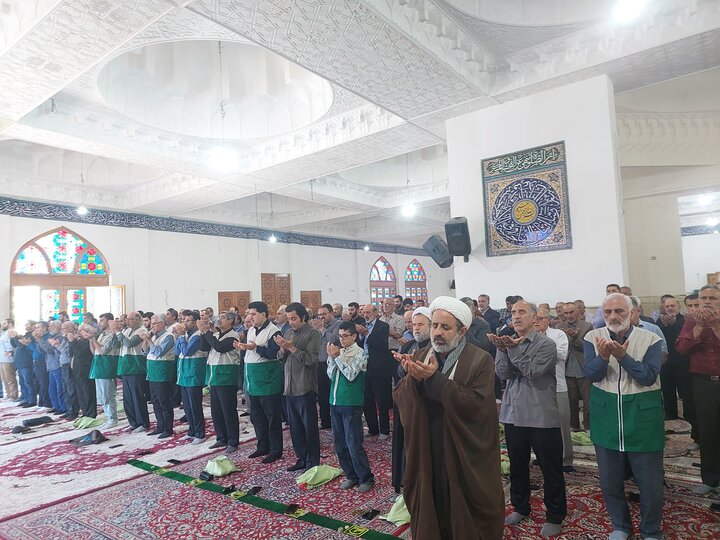 تصاویر/ برگزاری نماز جمعه شهر امامزاده عبدالله (ع) آمل