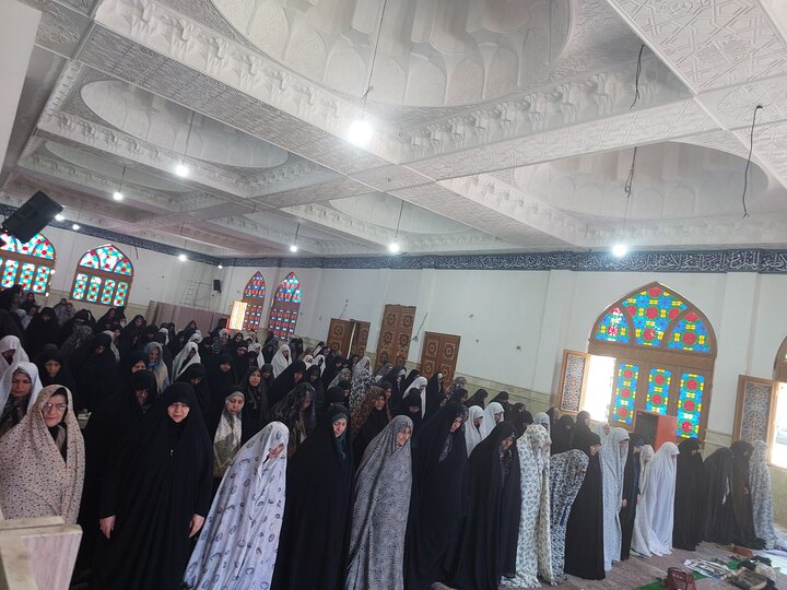 تصاویر/ برگزاری نماز جمعه شهر امامزاده عبدالله (ع) آمل