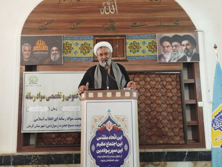 تصاویر/ اقامه نمازجمعه شهر کاظم آباد
