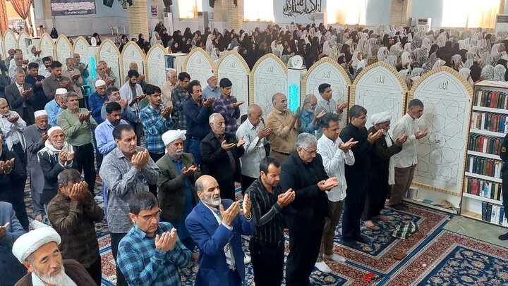 تصاویر/ آیین عبادی سیاسی نماز جمعه شهرستان زابل