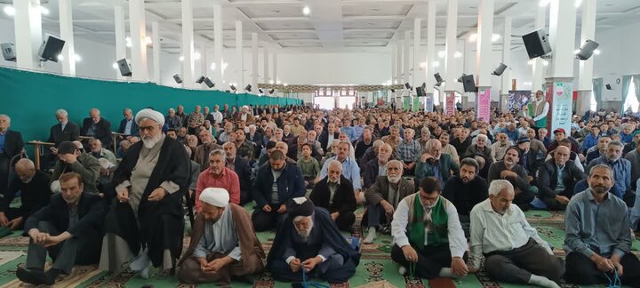 تصاویر/اقامه نماز عبادی سیاسی جمعه در ساوه