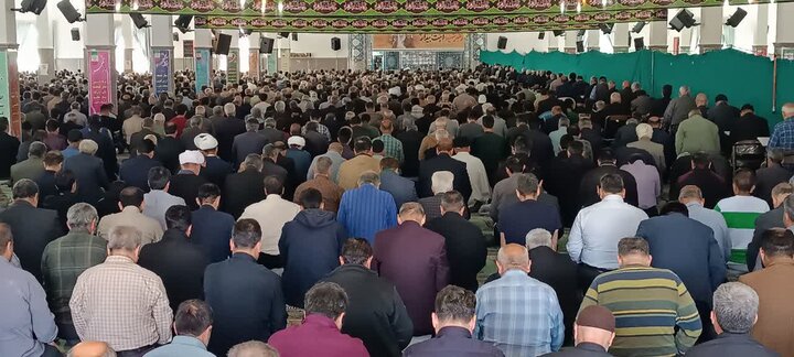 تصاویر/اقامه نماز عبادی سیاسی جمعه در ساوه