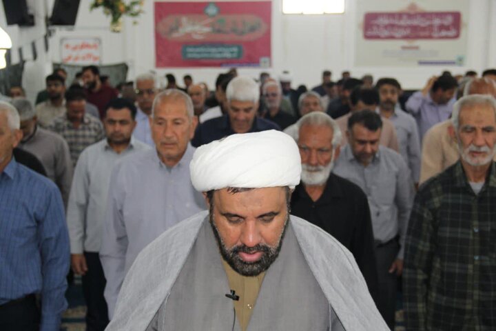تصاویر/ اقامه نمازجمعه شهر نرماشیر