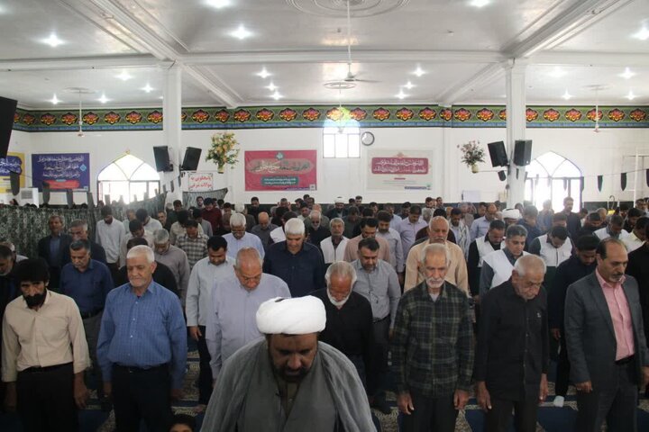 تصاویر/ اقامه نمازجمعه شهر نرماشیر