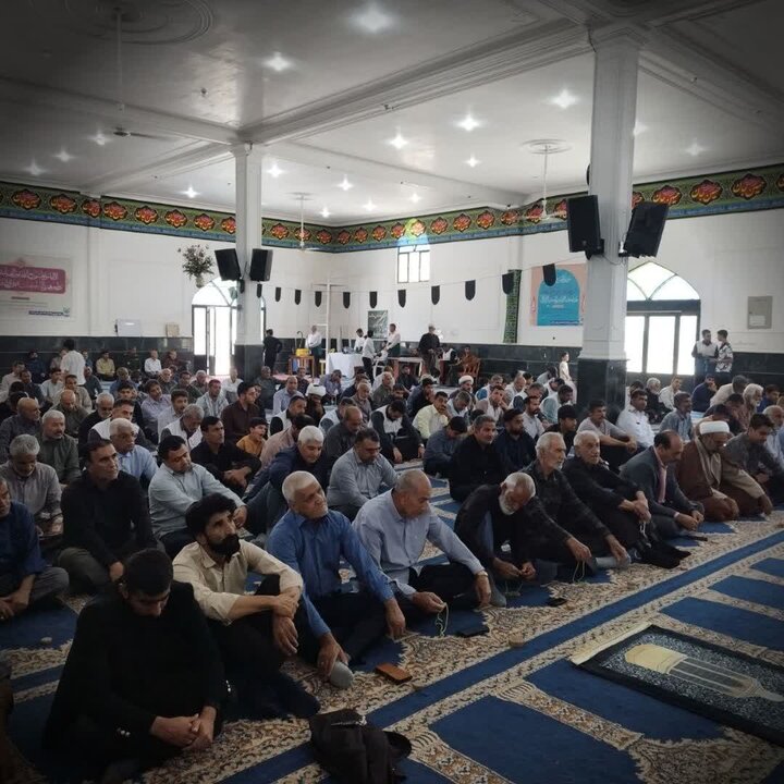 تصاویر/ اقامه نمازجمعه شهر نرماشیر