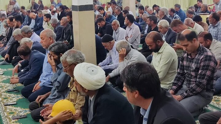تصاویر/ اقامه نمازجمعه شهر بهرمان