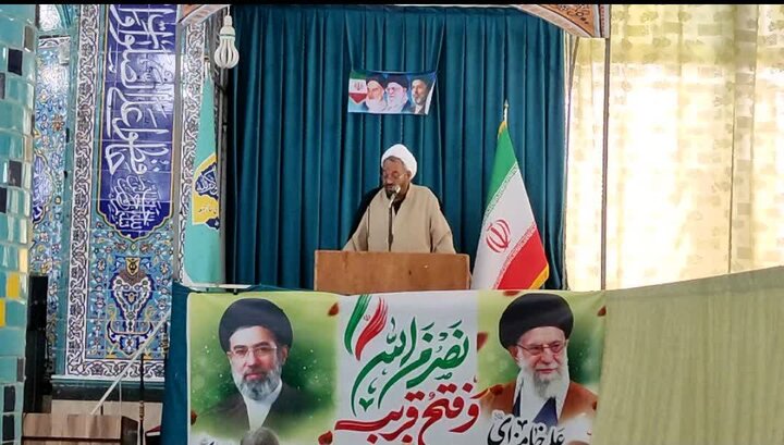 تصاویر/ اقامه نمازجمعه شهر بهرمان
