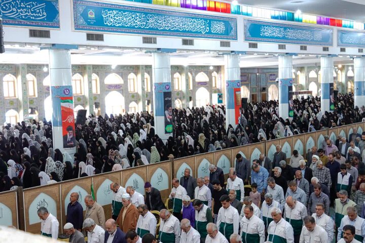 تصاویر/ اقامه نمازجمعه شهر کرمان