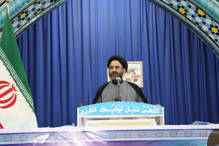 نمازجمعه بندر دیّر به روایت تصویر