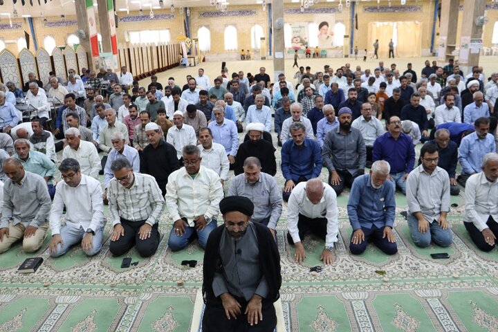 نمازجمعه بندر دیّر به روایت تصویر