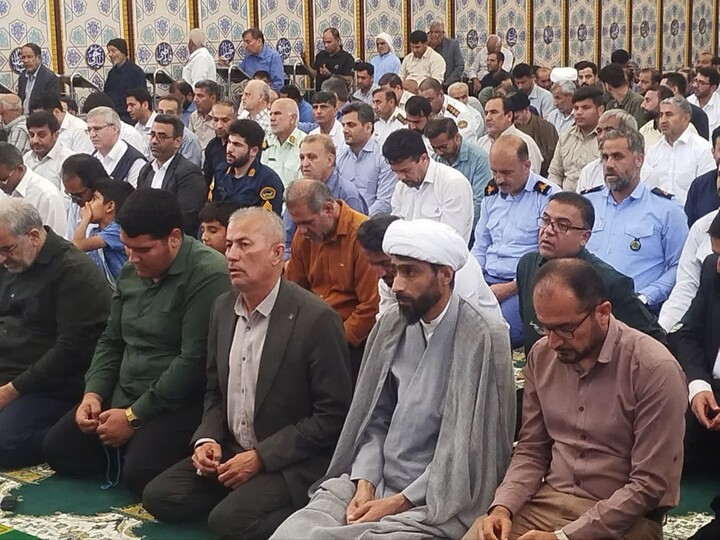 نماز جمعه عسلویه به روایت تصویر