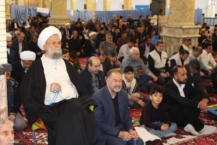 تصاویر/ اقامه نماز جمعه بناب