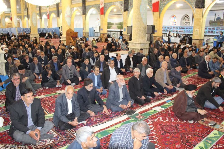 تصاویر/ اقامه نماز جمعه بناب