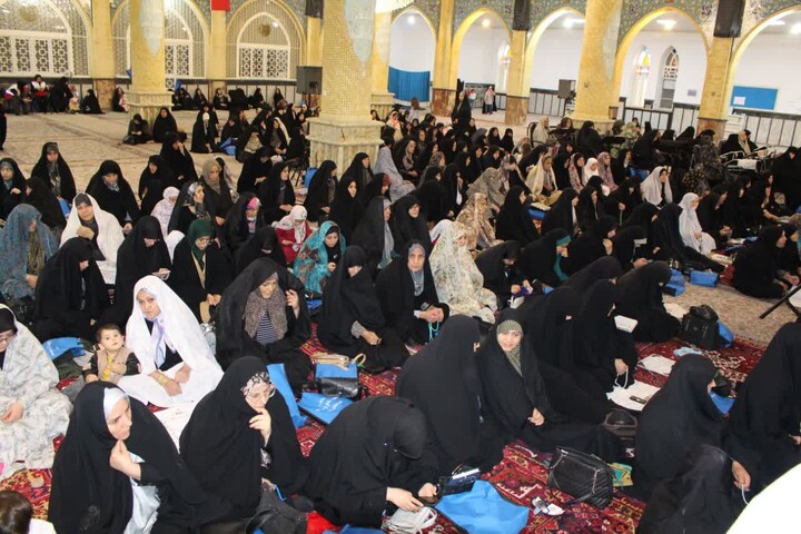 تصاویر/ اقامه نماز جمعه بناب