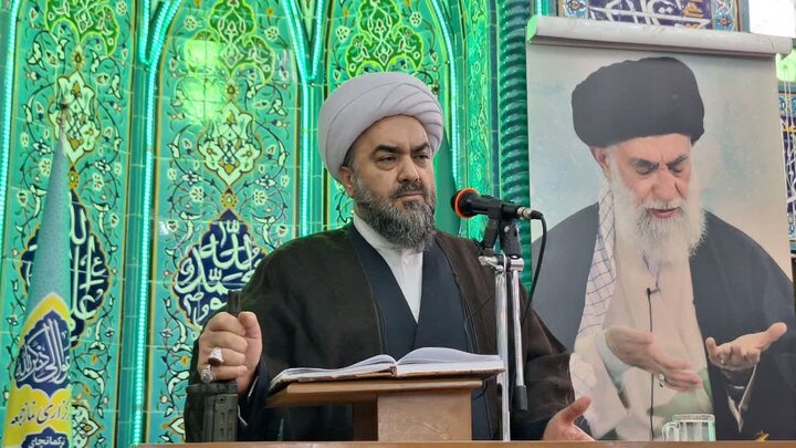 تصاویر/ اقامه نماز جمعه ترکمنچای
