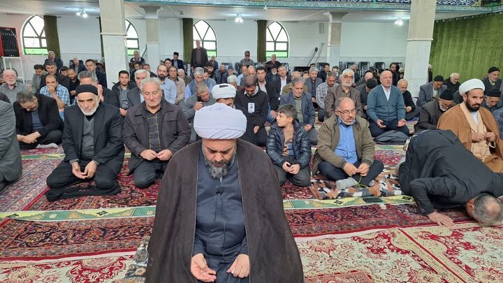 تصاویر/ اقامه نماز جمعه ترکمنچای