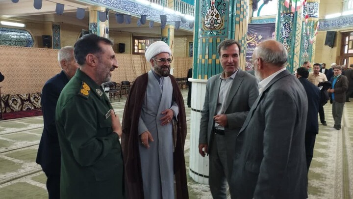 تصاویر/ اقامه نماز جمعه هیدج