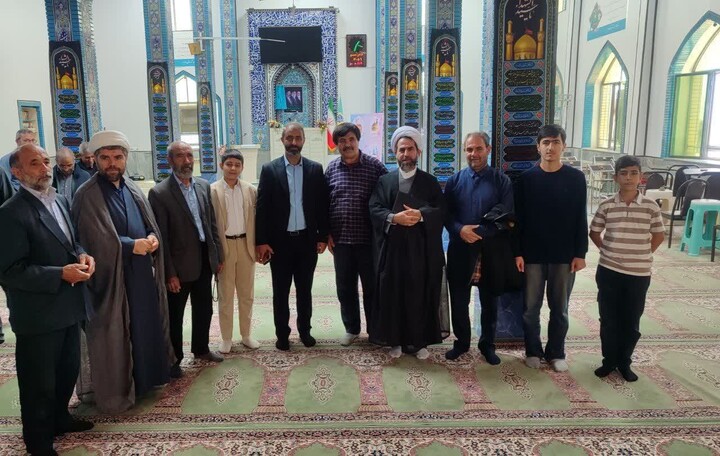 تصاویر/ اقامه نماز جمعه طارم
