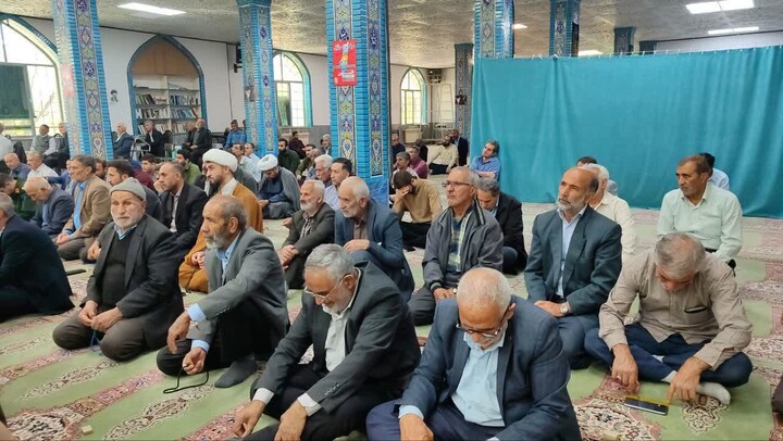 تصاویر/ اقامه نماز جمعه طارم