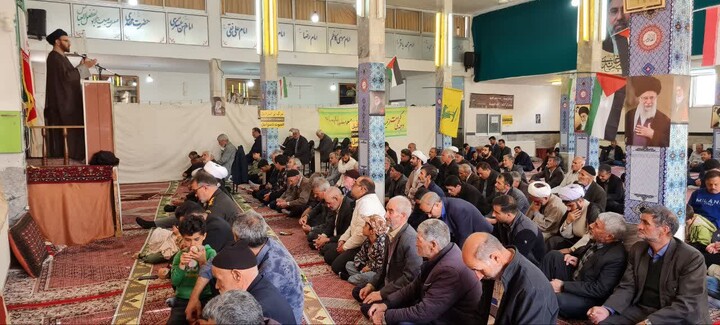 تصاویر/ اقامه نماز جمعه سلطانیه