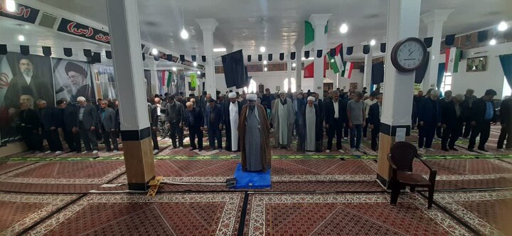 تصاویر/ اقامه نماز جمعه دندی