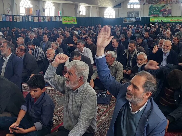 تصاویر / اقامه نماز جمعه در بهار