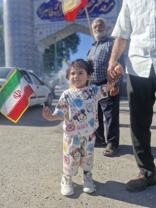 تصاویر/ تجمع حماسی مردم روستای مطهر در چهارم اردیبهشت