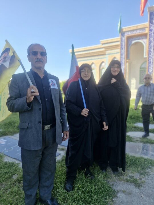 تصاویر/ تجمع حماسی مردم روستای مطهر در چهارم اردیبهشت
