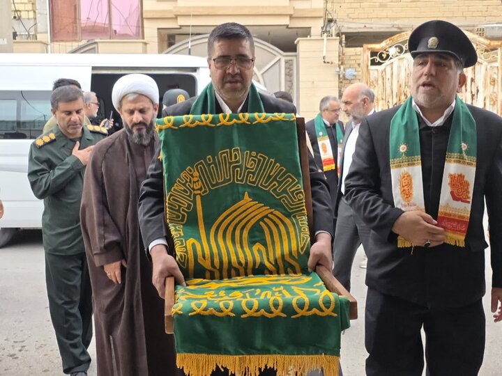 تصاویر/ حضور خادمان امام رضا(ع) در منزل شهید محمدرضا تمدن‌فر