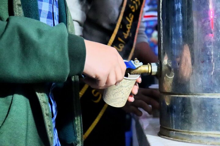 تصاویر/ فعالیت موکب مدرسه علمیه امام خامنه ای ارومیه