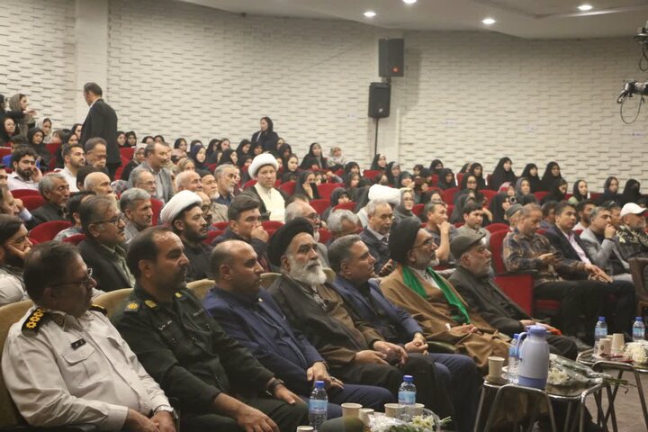 تصاویر/ اجتماع  نخبگان و فعالین مهاجر افغانستانی