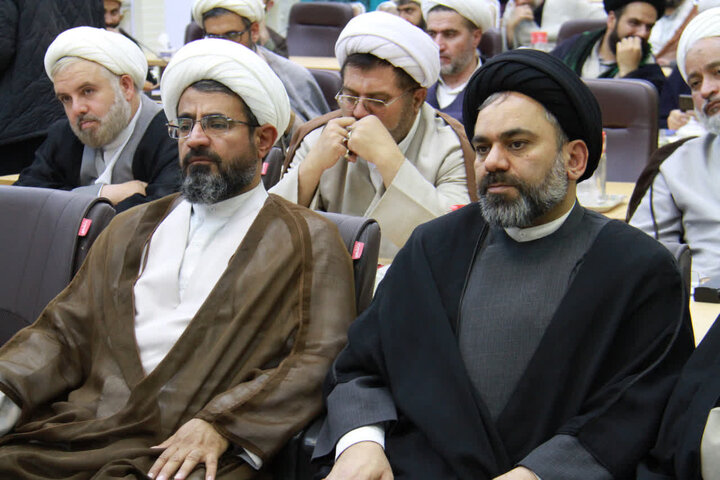 بررسی ابعاد «جنگ تحمیلی سوم» در نشست نخبگانی علمای چهارمحال و بختیاری