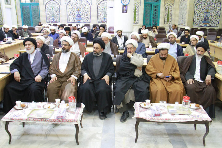 بررسی ابعاد «جنگ تحمیلی سوم» در نشست نخبگانی علمای چهارمحال و بختیاری