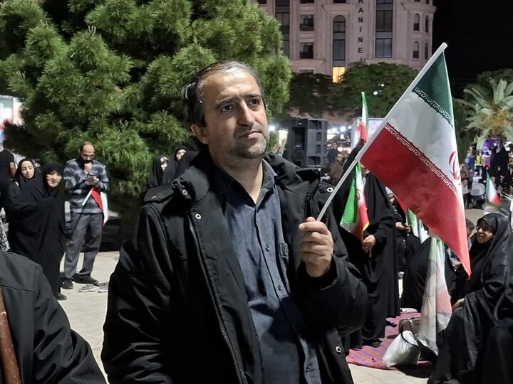 تصاویر / پنجاه و پمجمین شب حضور شبانه مردم کاشان در میدان امام خامنه ای (ره*